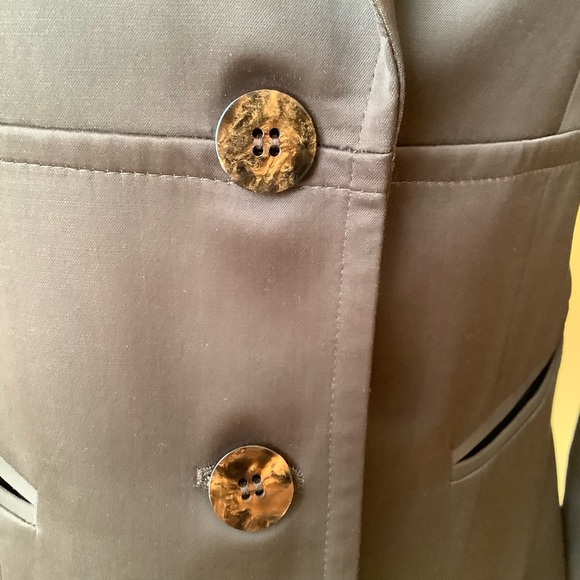 JONES NEW YORK Brown Stretch Satin Hourglass Blazer Size 4 - Picture 8 of 14